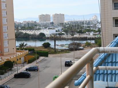 Vista exterior de Apartament en venda en La Manga del Mar Menor amb Aire condicionat, Terrassa i Piscina