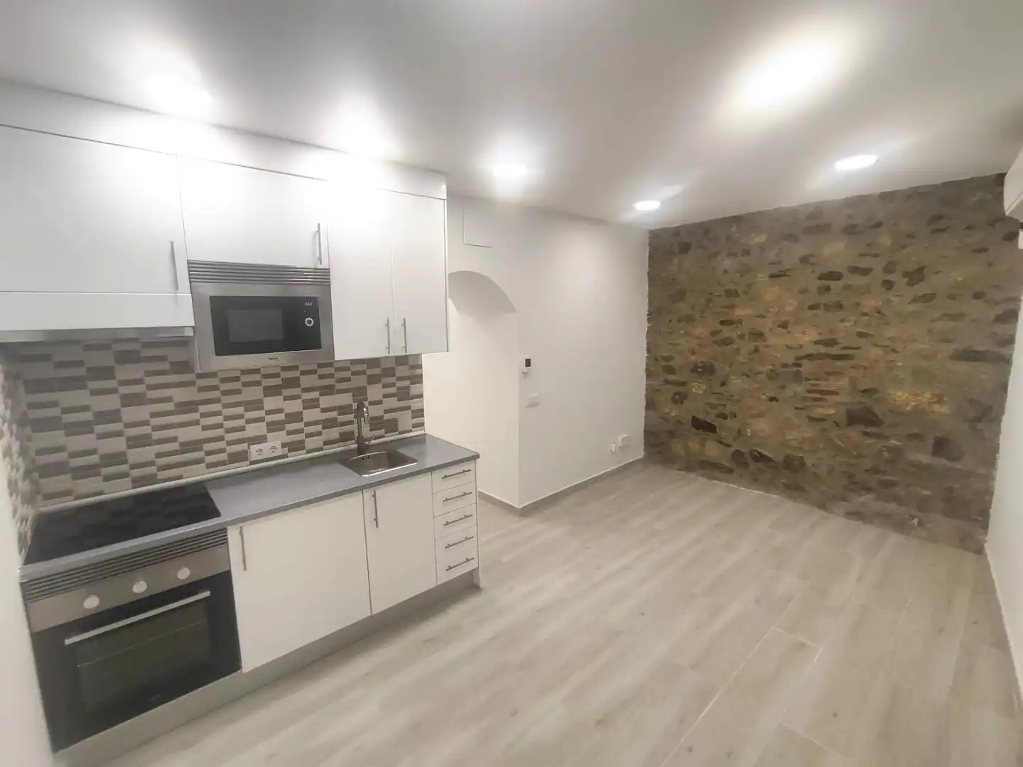 Cocina de Planta baja en venta en Calonge i Sant Antoni con Aire acondicionado, Calefacción y Horno