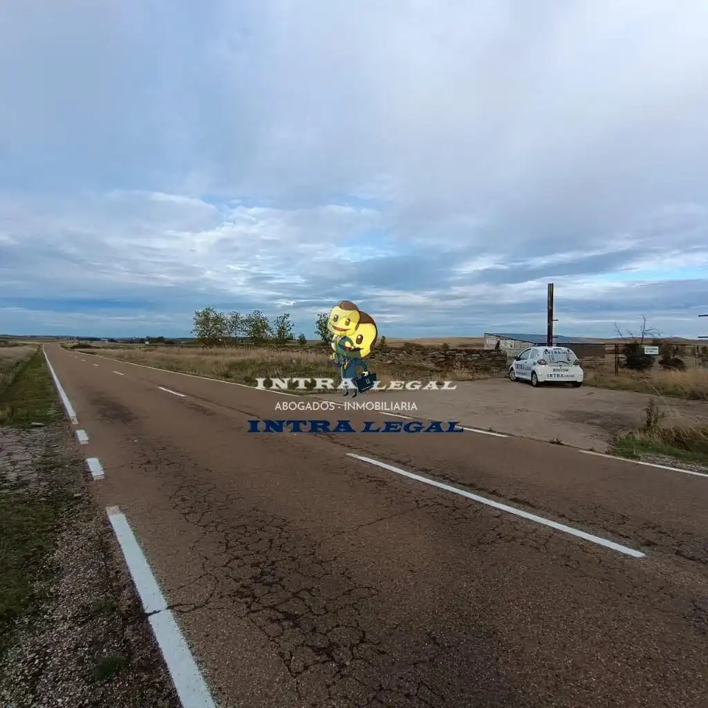 Land for sale in Miranda de Azán