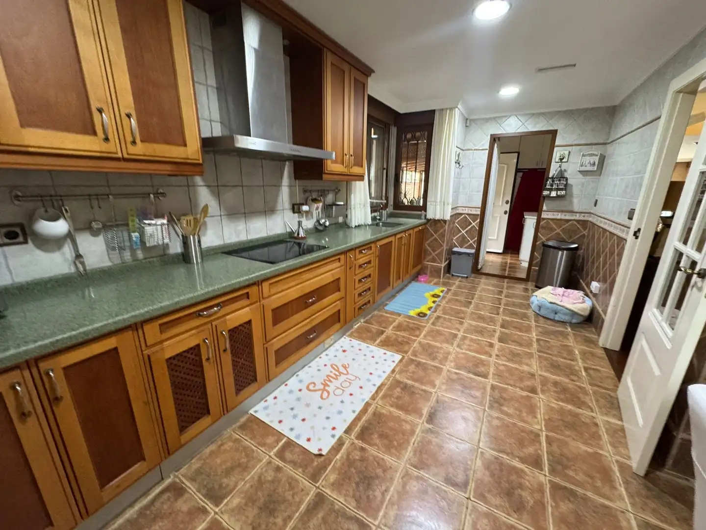 Cocina de Casa o chalet en venta en Alicante / Alacant con Aire acondicionado, Calefacción y Jardín privado