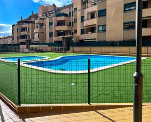 Swimming pool of Planta baja to rent in La Pobla de Vallbona  with Air Conditioner, Heating and Private garden