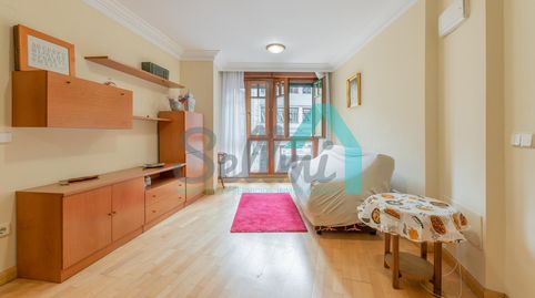 Foto 4 de Piso de alquiler en Del Peso, Fontán, Oviedo
