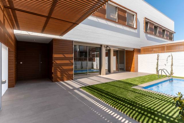 Casa-adosada en Alquiler en Carrer del Poble Amazic, 67 en Can Gambús