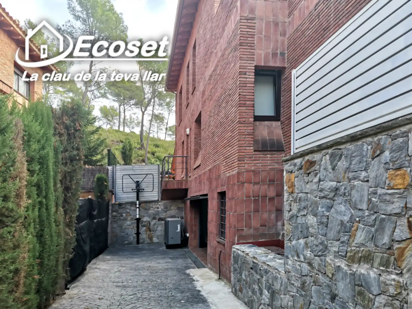 Exterior view of Houses for sale in Corbera de Llobregat  with Heating, Private garden and Parquet flooring