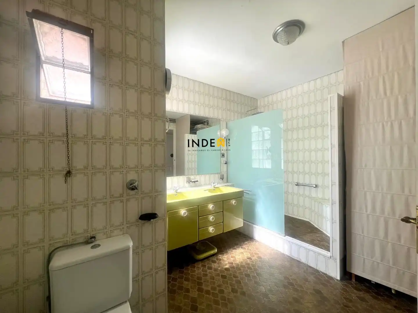 Baño de Piso en venta en Sitges