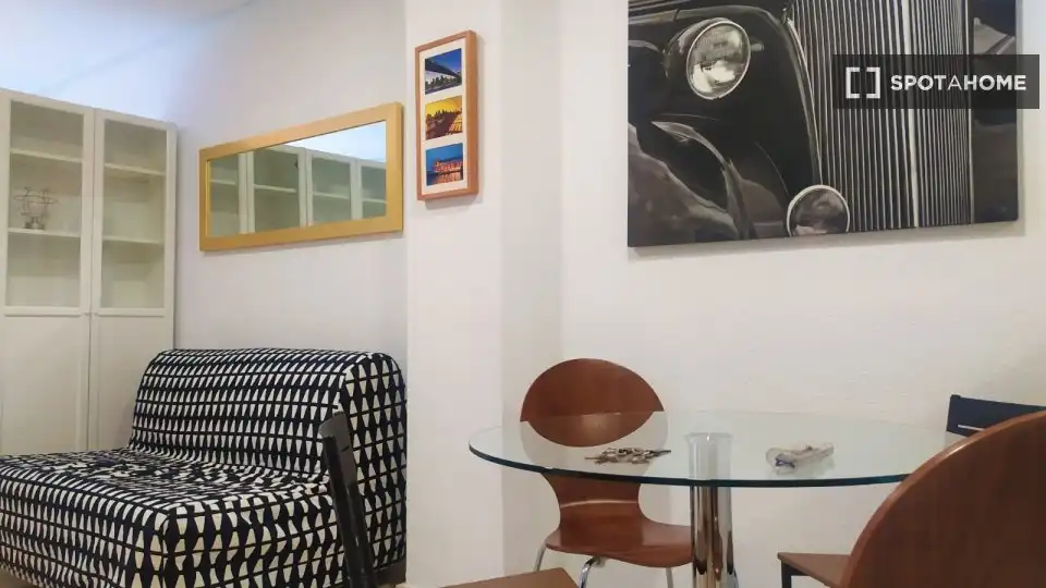 Appartamento con terrazza in affitto a Retiro, imagen 2