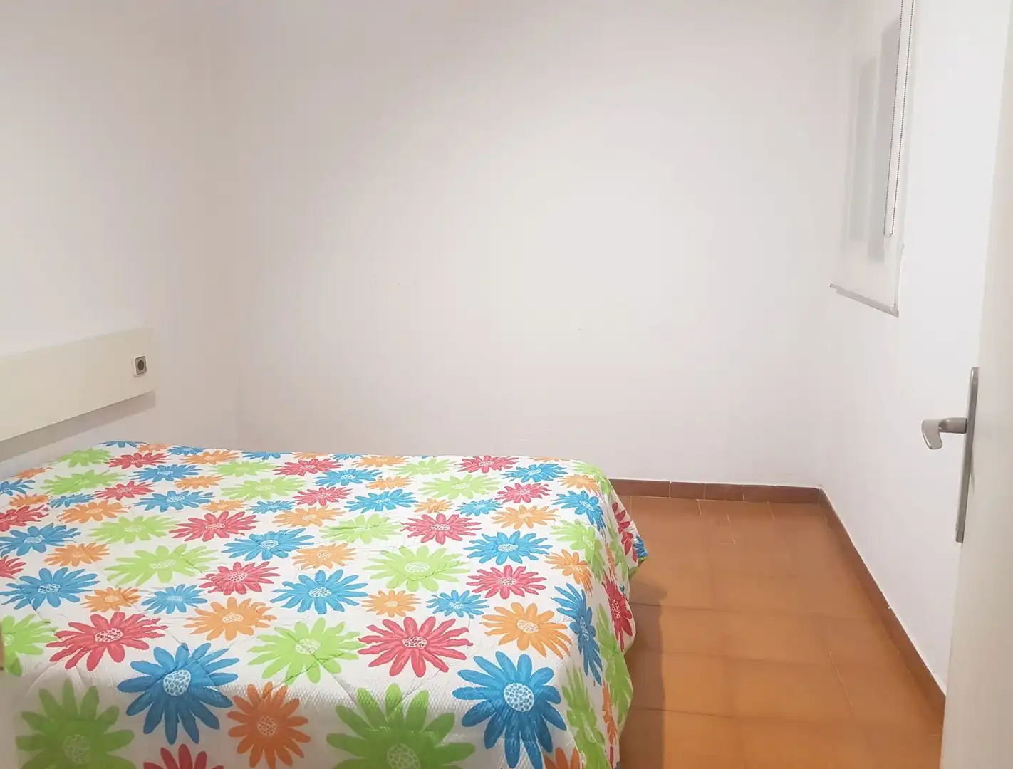 Flat with terrace for sale in Calle Joan Vidal i Jumbert, imagen 3