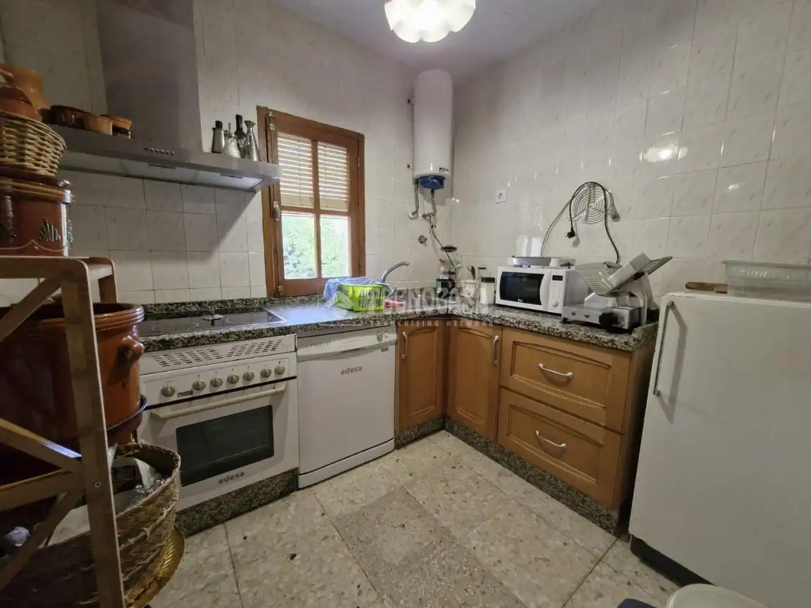 Casa rústica amb piscina en venda a La Carolina, imagen 5