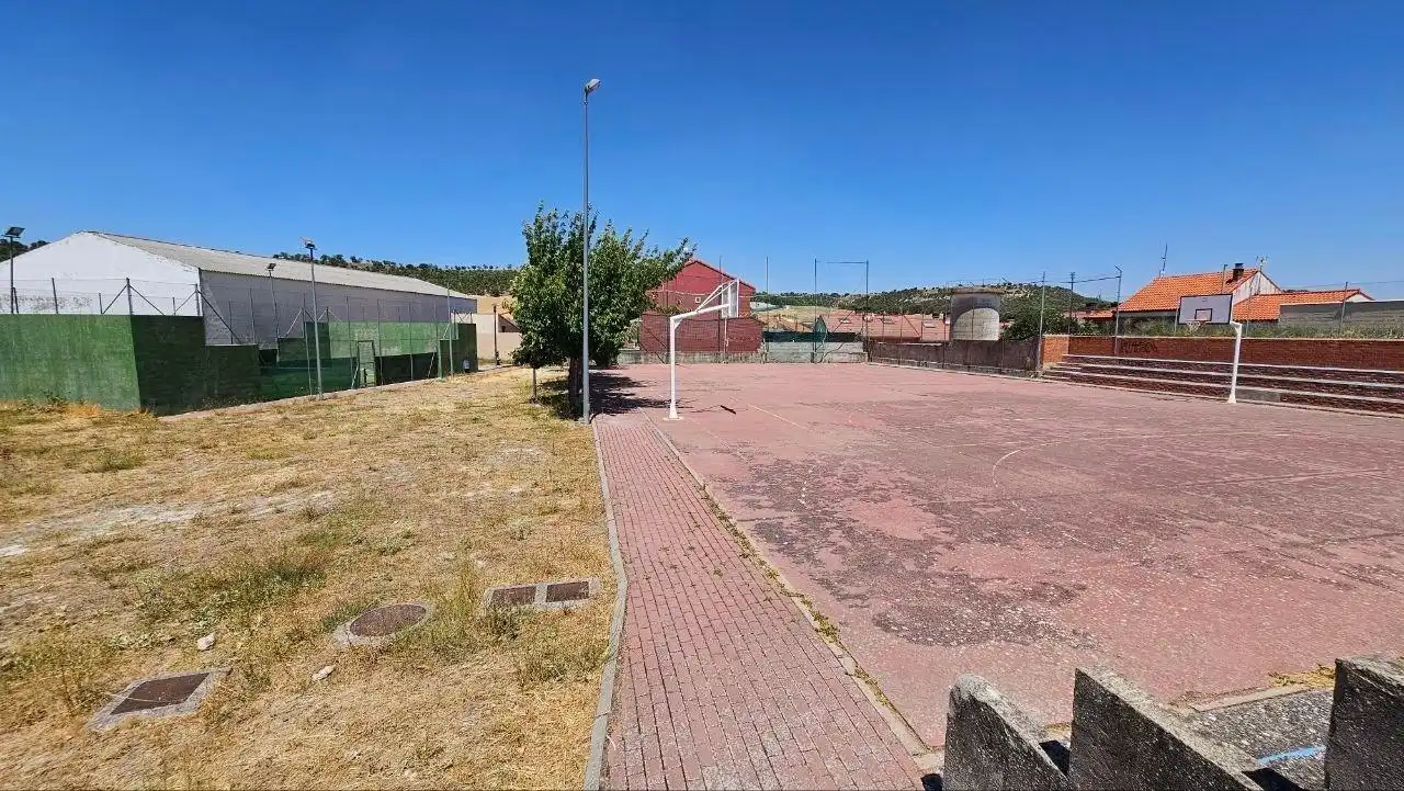 Finca rústica en venda en Castronuevo de Esgueva amb Traster