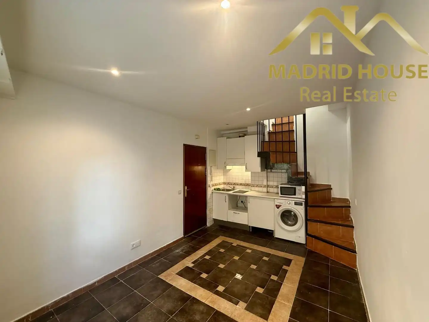 Duplexes for rent in calle de la virgen, San Diego