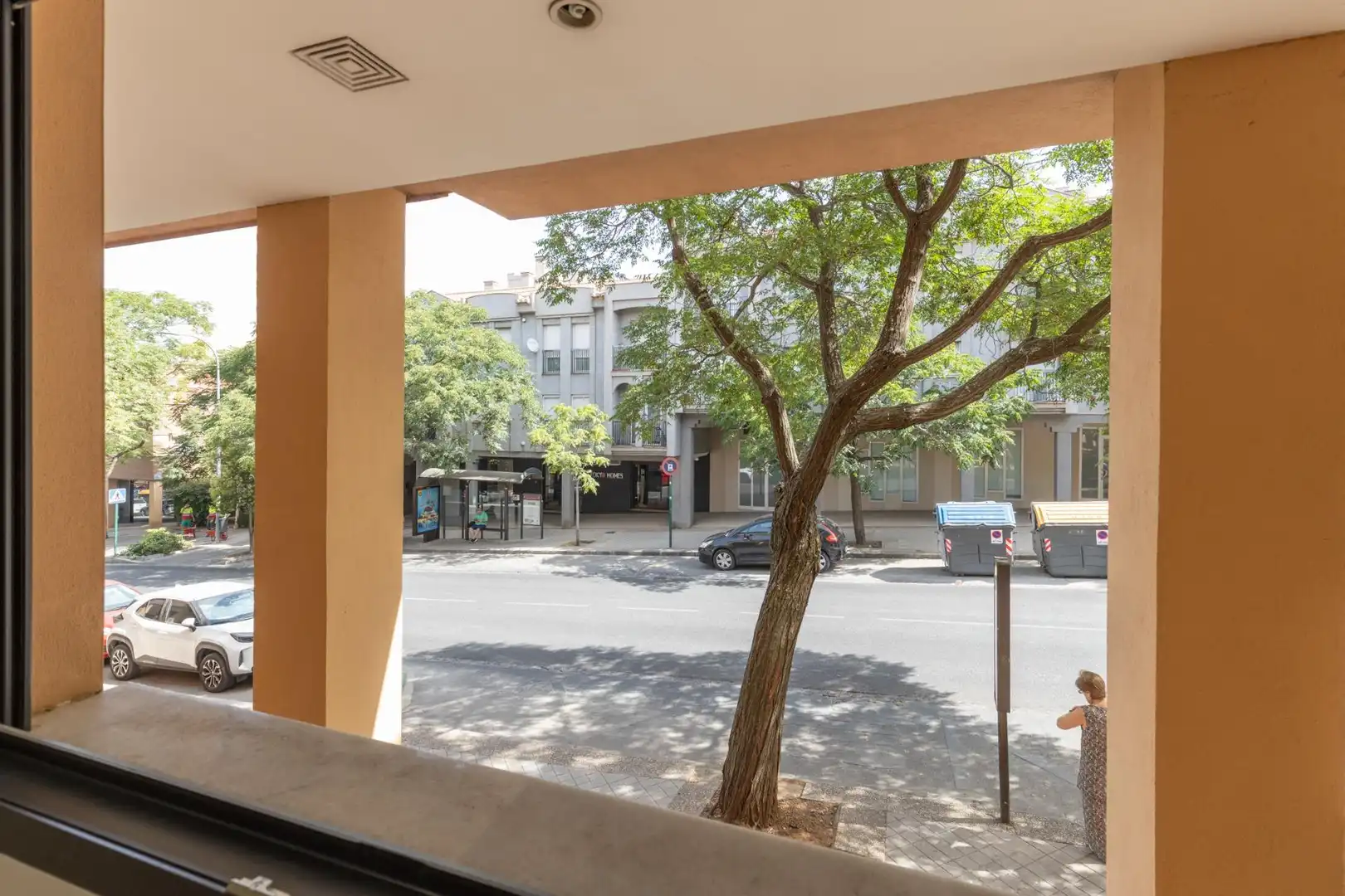 Vista exterior de Pis en venda en Granada amb Aire condicionat i Calefacció