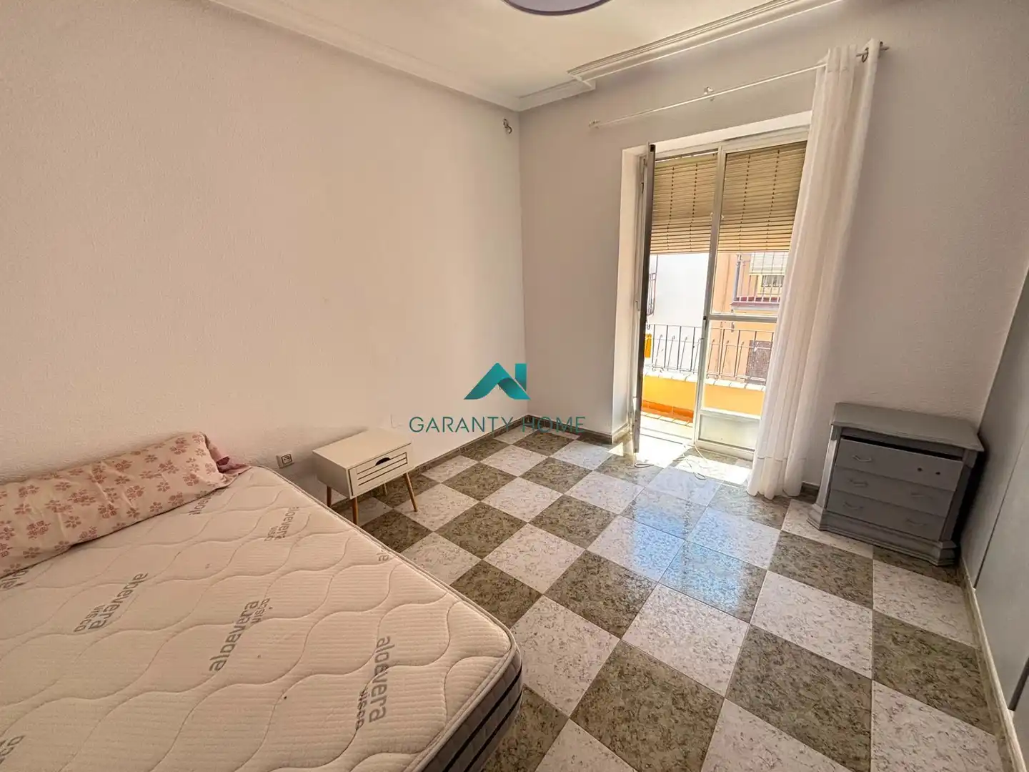Schlafzimmer von Wohnung zur Miete in Jaén mit Klimaanlage, Möbliert und Balkon