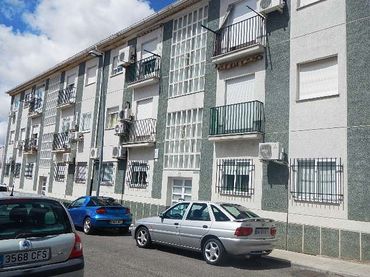 Flat with balcony for sale in Calle Doctor Cebrián 26