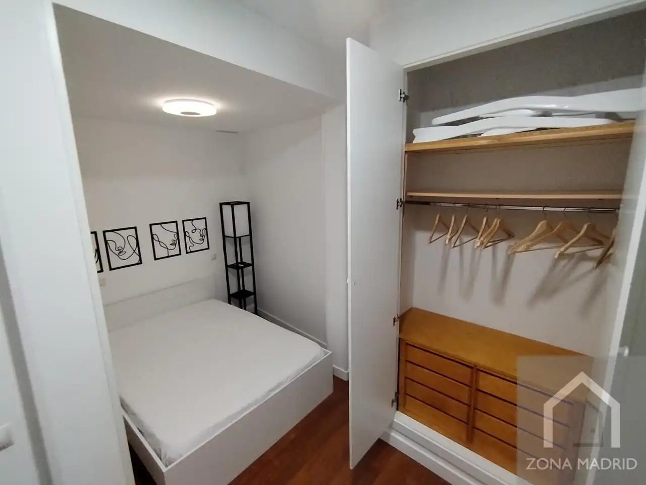 Flat for sale in Calle del Toro, imagen 13