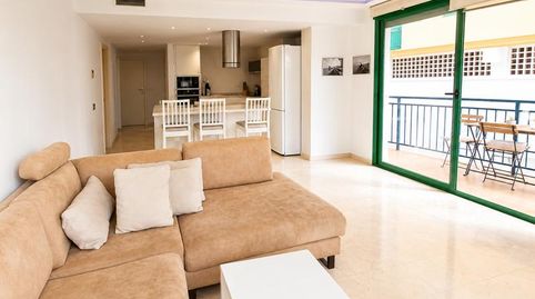 Foto 3 de Piso en venta en Huerta Nueva, Estepona