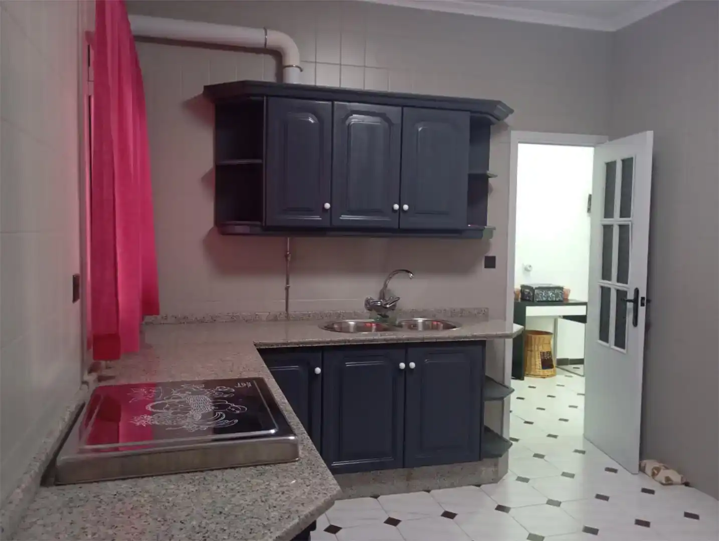 Cuina de Casa adosada en venda en Medellín amb Aire condicionat, Jardí privat i Traster