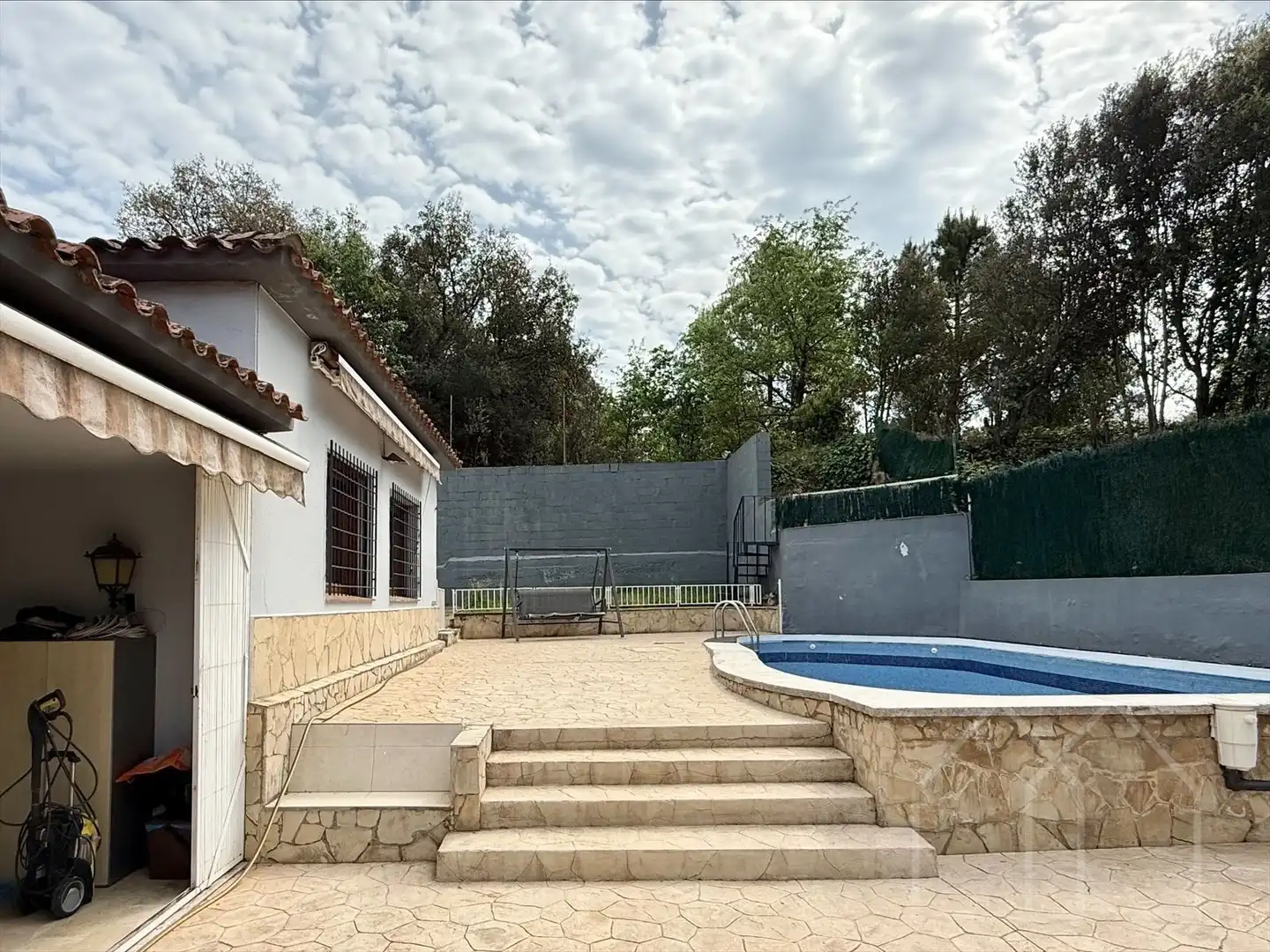 Casa amb piscina en venda a Quart, imagen 4
