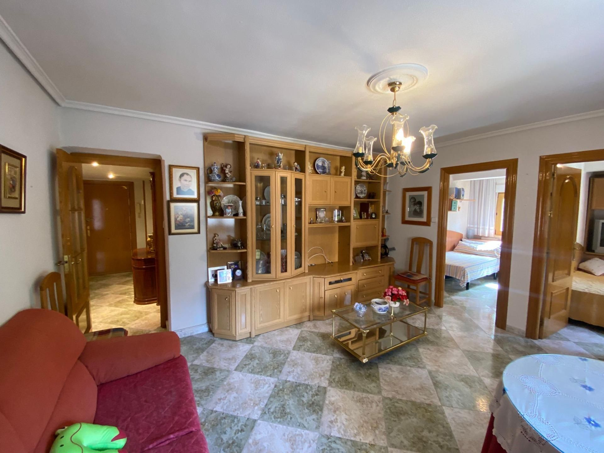 Sala de estar de Piso en venta en Cuenca Capital con Terraza, Trastero y Balcón