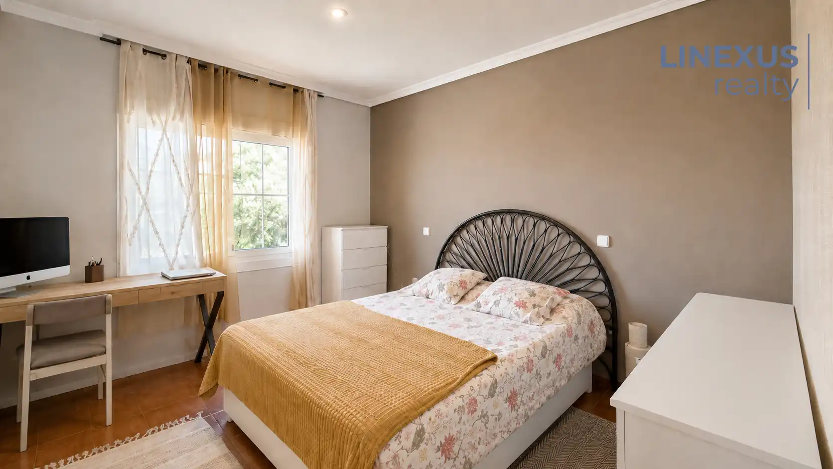 Dormitori de Casa o xalet en venda en Batres amb Calefacció, Jardí privat i Terrassa