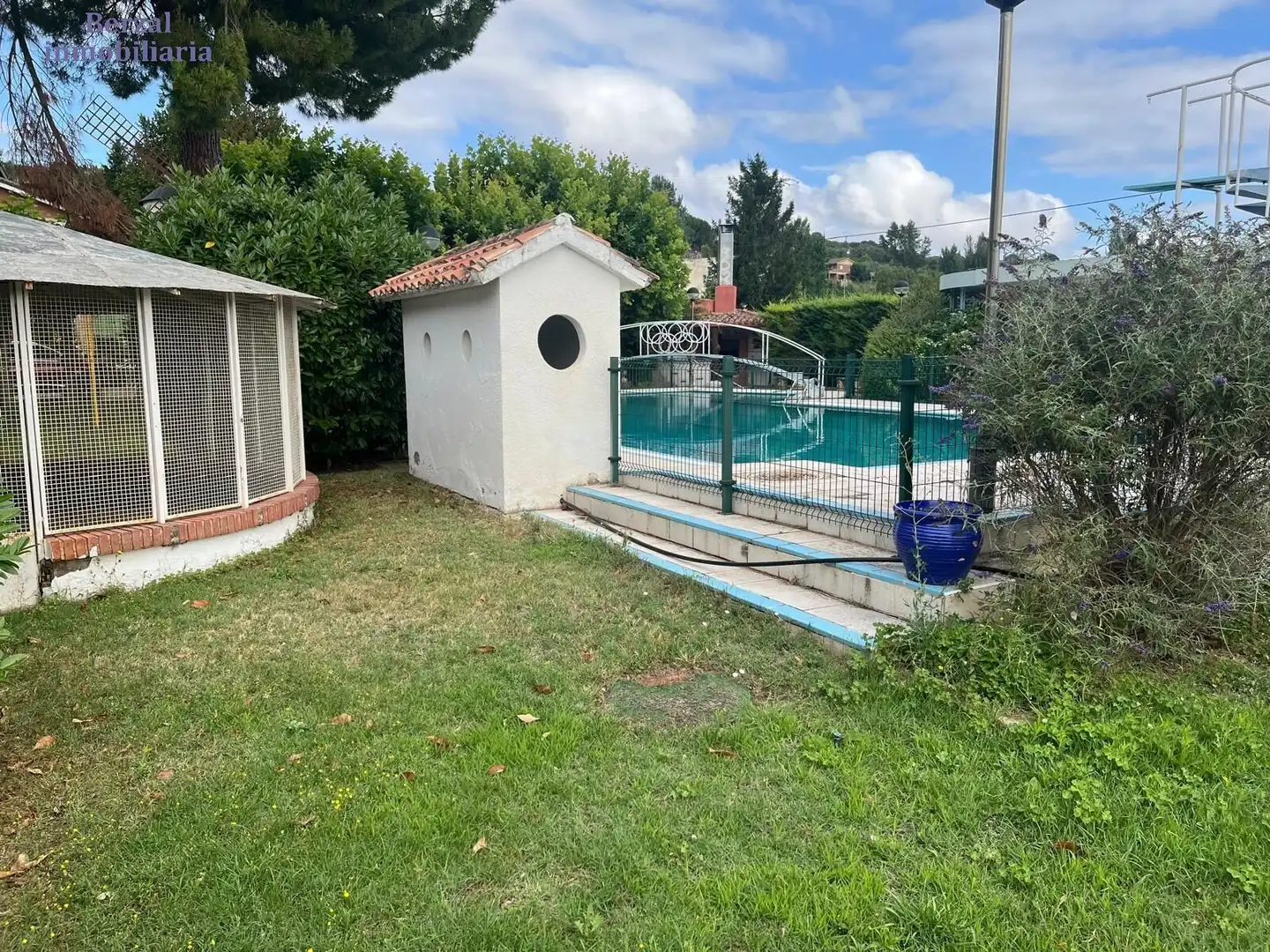 Piscina de Casa o xalet en venda en Nalda amb Jardí privat, Terrassa i Traster