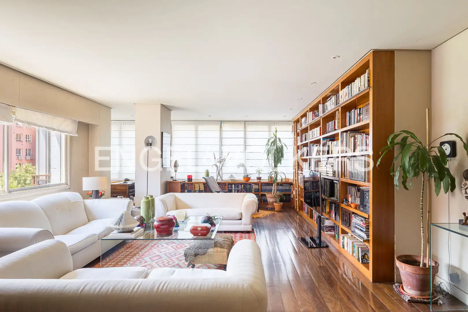 Living room of Flat for sale in Madrid  with Air Conditioner, Heating and Private garden