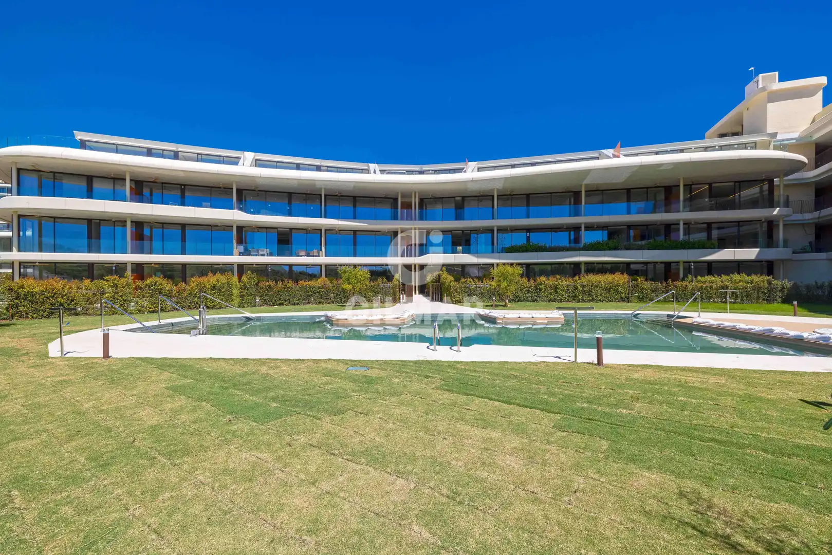 Vista exterior de Pis en venda en Fuengirola amb Calefacció, Jardí privat i Traster