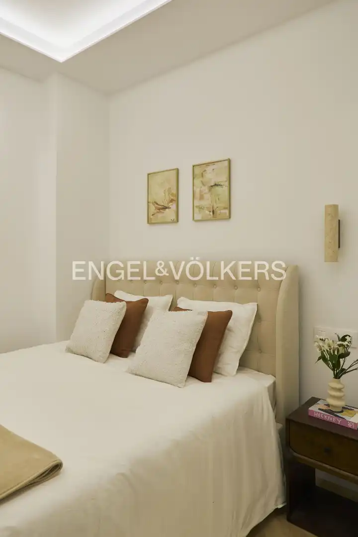 Schlafzimmer von Wohnung zur Miete in Centro