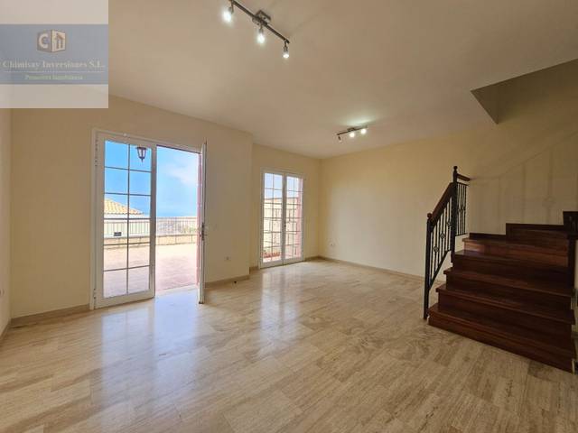 Casa adosada en Venta en Chayofa