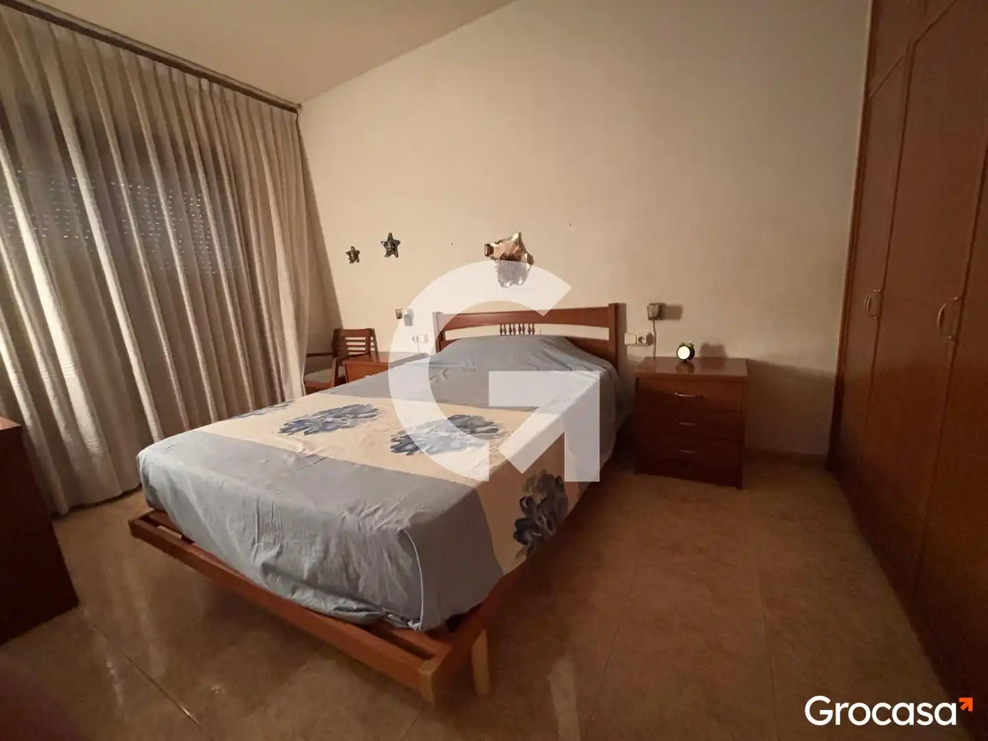 Bedroom of Houses for sale in L'Hospitalet de Llobregat  with Air Conditioner, Terrace and Storage room