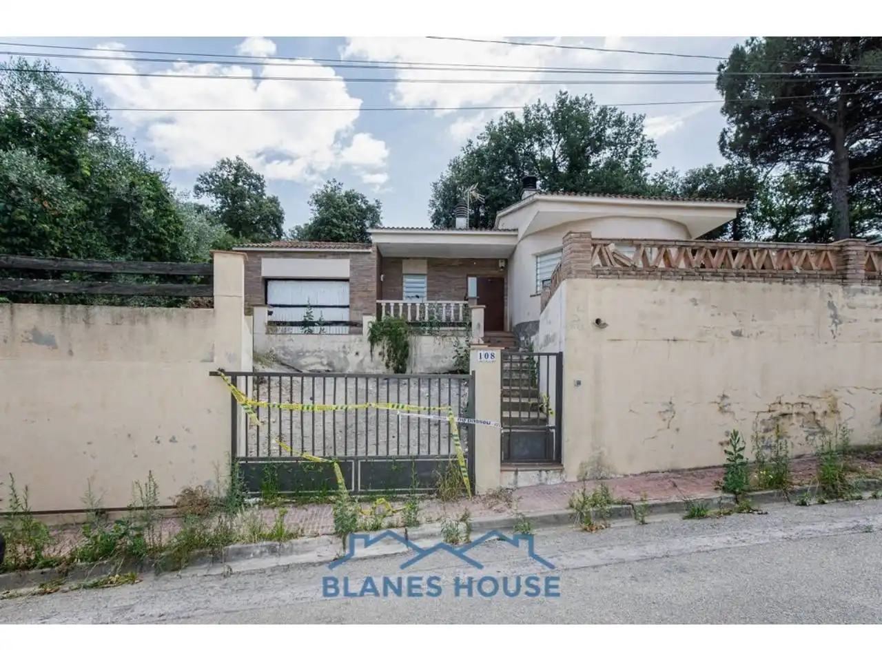 House with garden for sale in Calle Cadernera 0, imagen 2