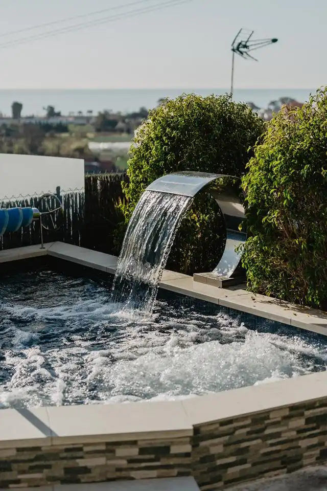 Swimming pool of Houses for sale in Pineda de Mar  with Air Conditioner, Heating and Private garden