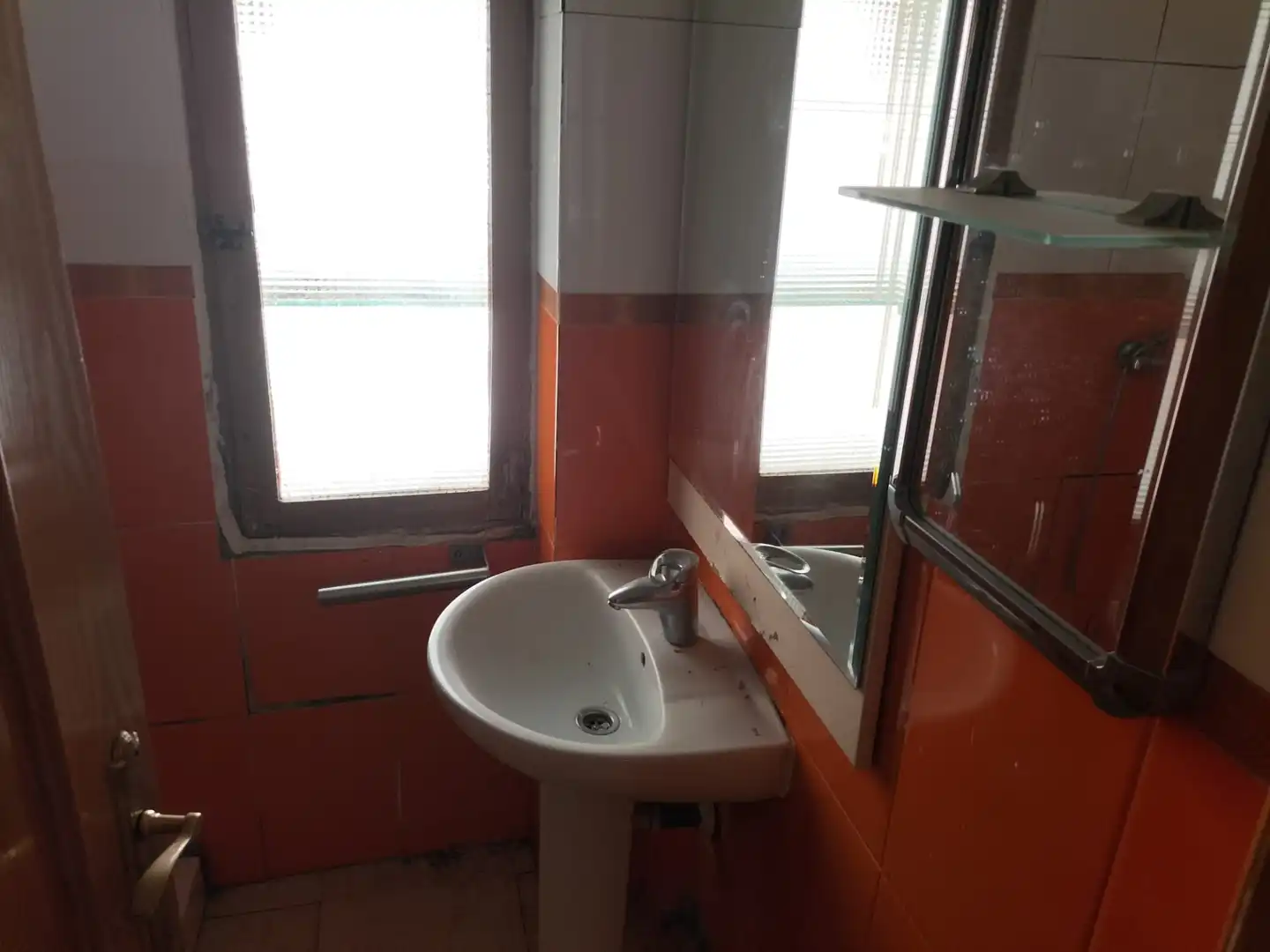 Bathroom of Flat for sale in Madrid  with Terrace