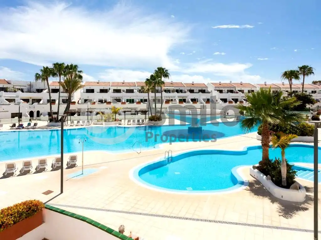 Exterior view of Ground floor for sale in Arona  with Furnished and Community pool