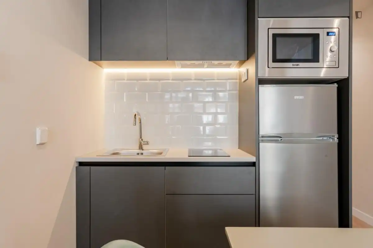 Cocina de Estudio de alquiler en Getafe con Aire acondicionado, Calefacción y Amueblado