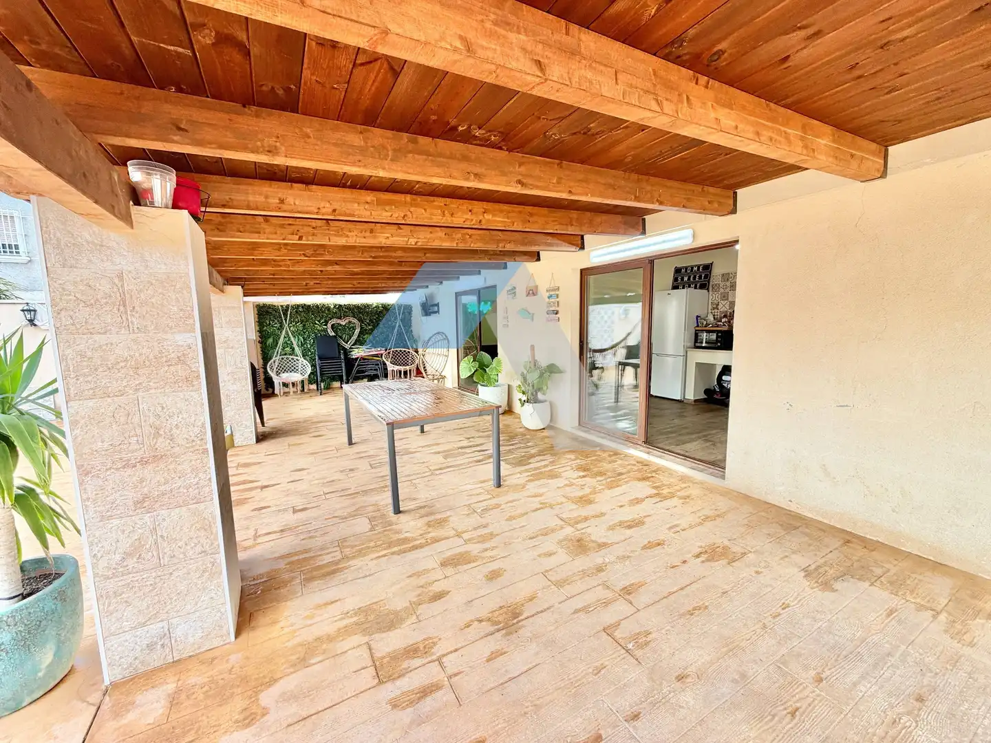 Terrassa de Casa o xalet en venda en San Vicente del Raspeig / Sant Vicent del Raspeig amb Jardí privat