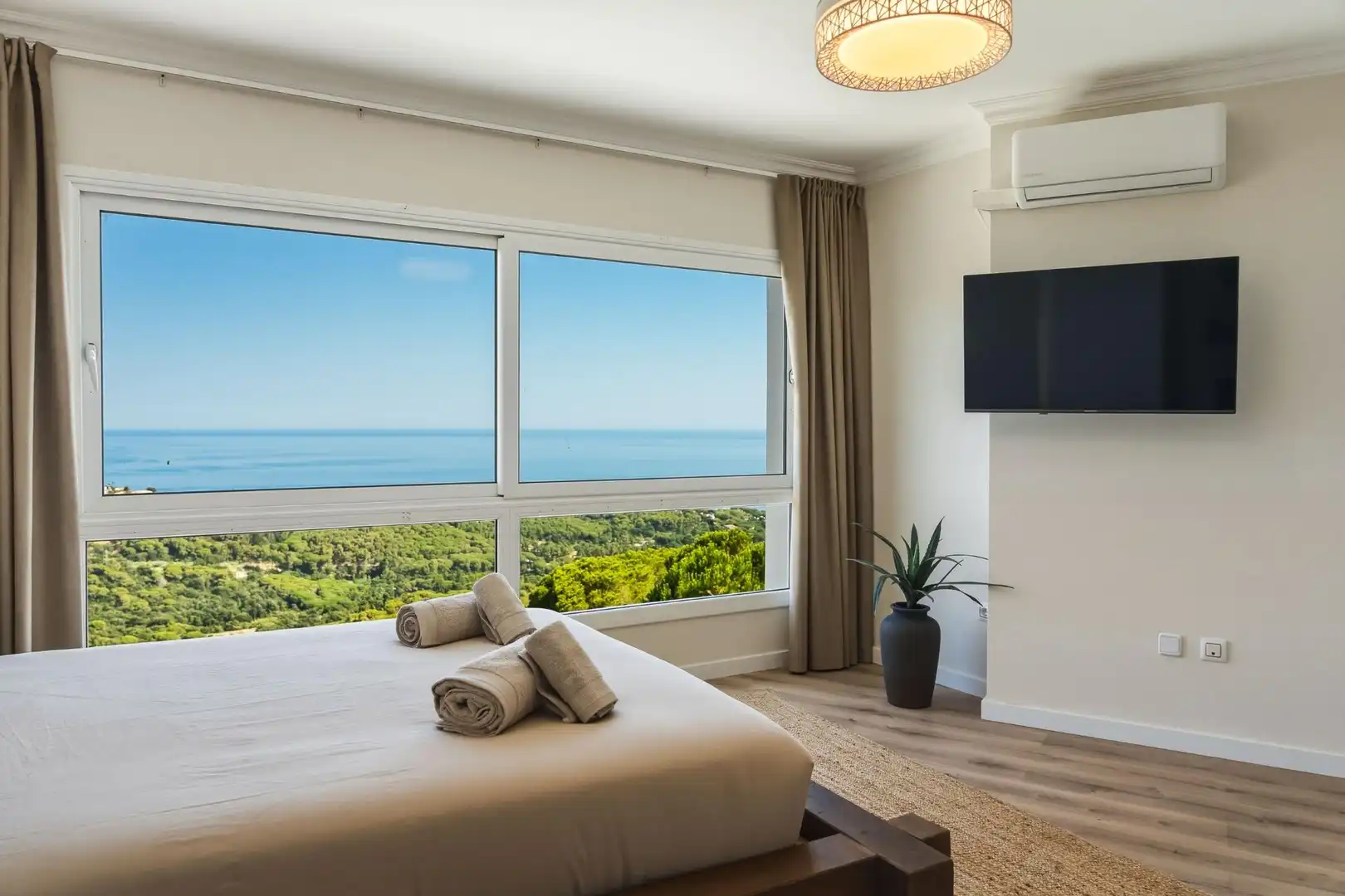 Habitación de Casa o chalet en venta en Lloret de Mar con Calefacción, Jardín privado y Terraza