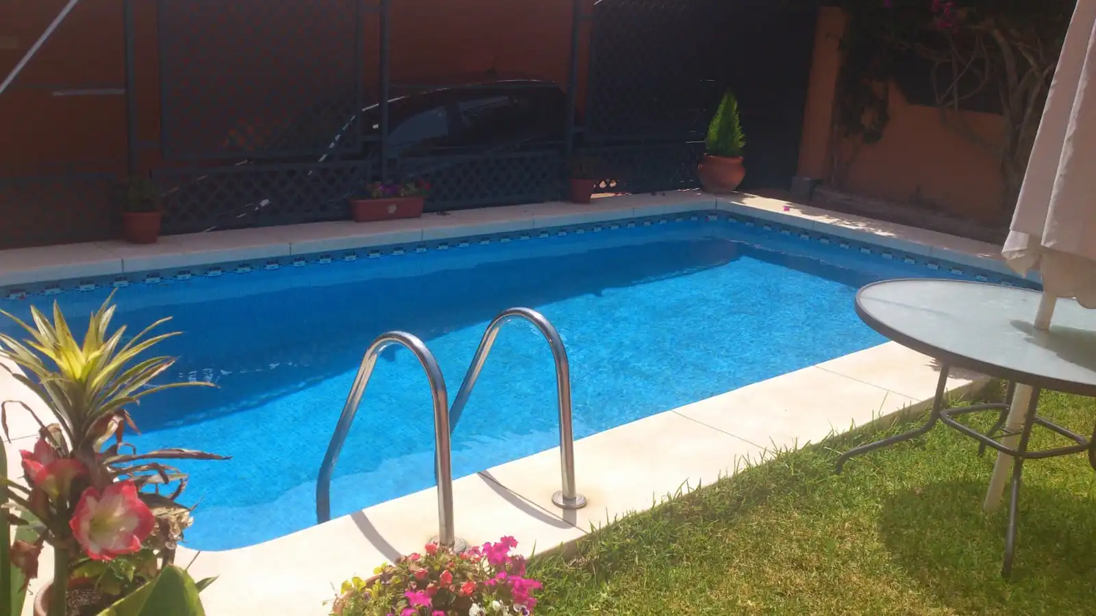 Piscina de Casa adosada de alquiler en Alhaurín de la Torre con Aire acondicionado, Jardín privado y Terraza