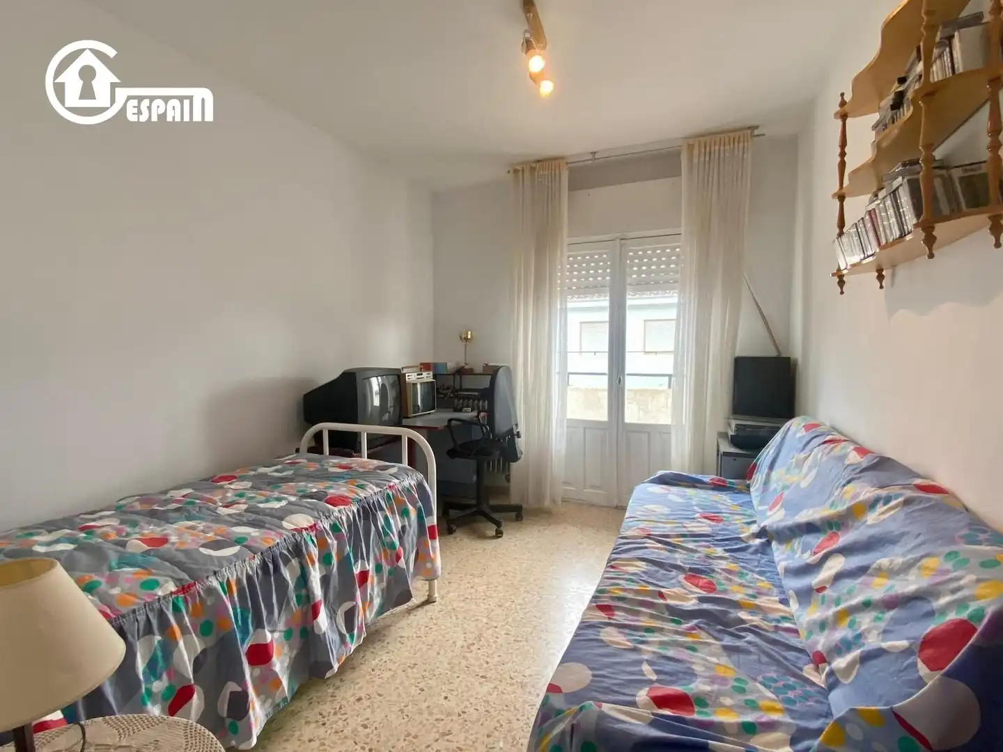 Habitación de Casa adosada en venta en Lillo con Calefacción, Jardín privado y Terraza