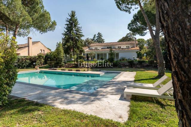 Casa-chalet en Venta en Montealina