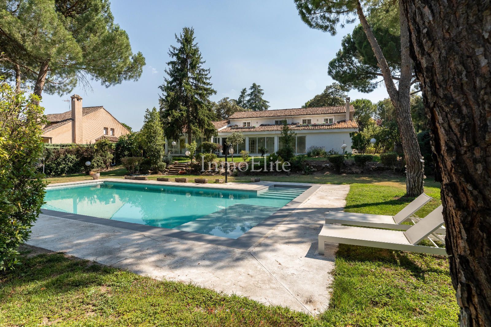 Garden of House or chalet for sale in Pozuelo de Alarcón  with Heating, Private garden and Parquet flooring