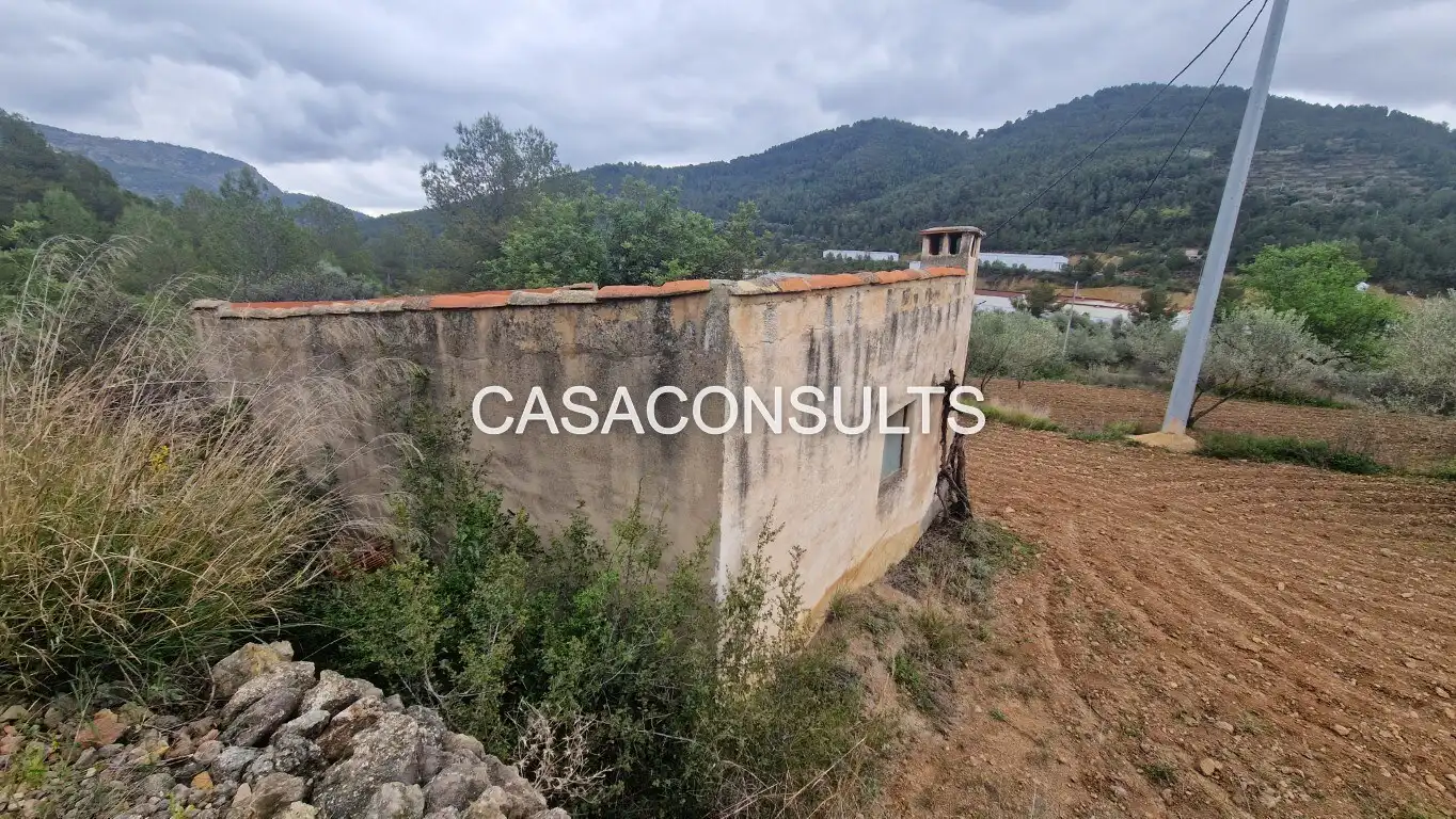 Casa rústica amb jardí en venda a Llucena / Lucena del Cid, imagen 5