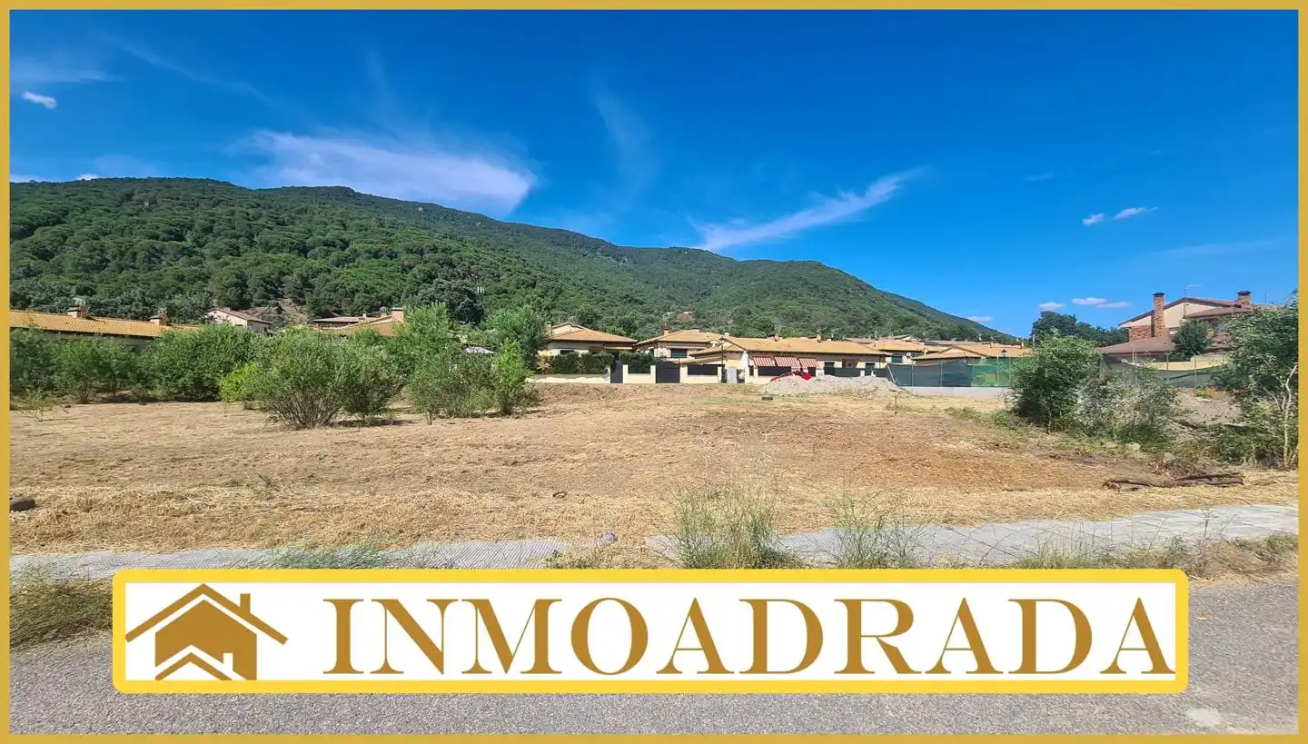 Residential for sale in La Adrada 