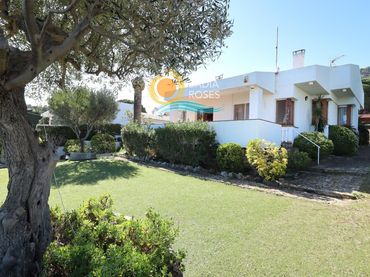 Villa con balcone in vendita a Musclera