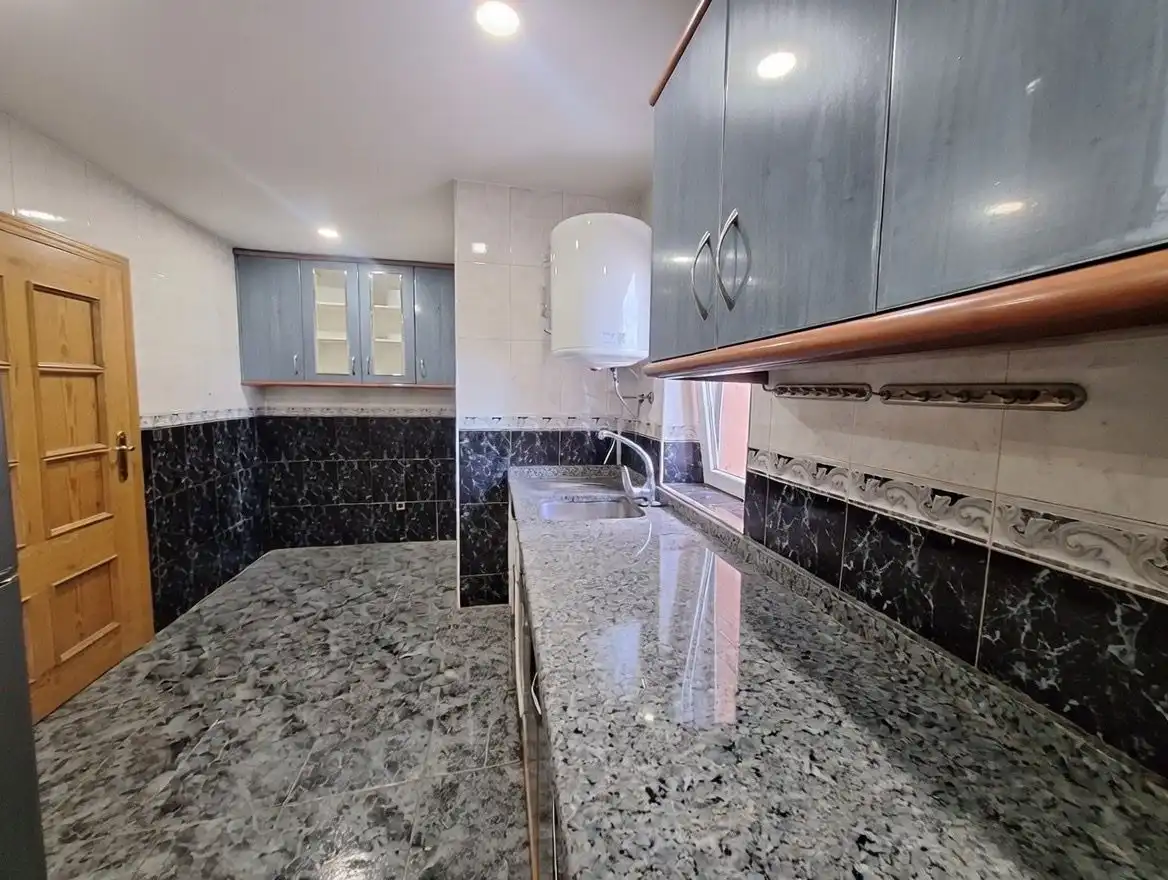 Cuina de Pis en venda en Móstoles amb Aire condicionat, Parquet i Forn