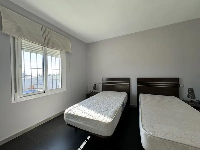 Dormitori de Casa o xalet de lloguer en Marbella amb Aire condicionat, Terrassa i Moblat