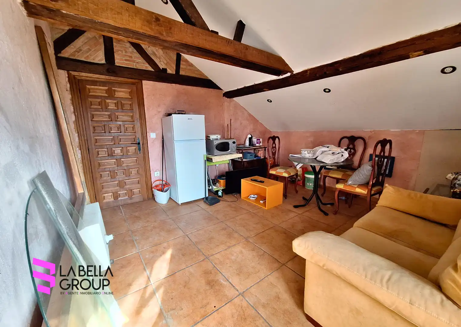 Sala d'estar de Casa o xalet en venda en Ciudad Rodrigo amb Calefacció, Jardí privat i Terrassa