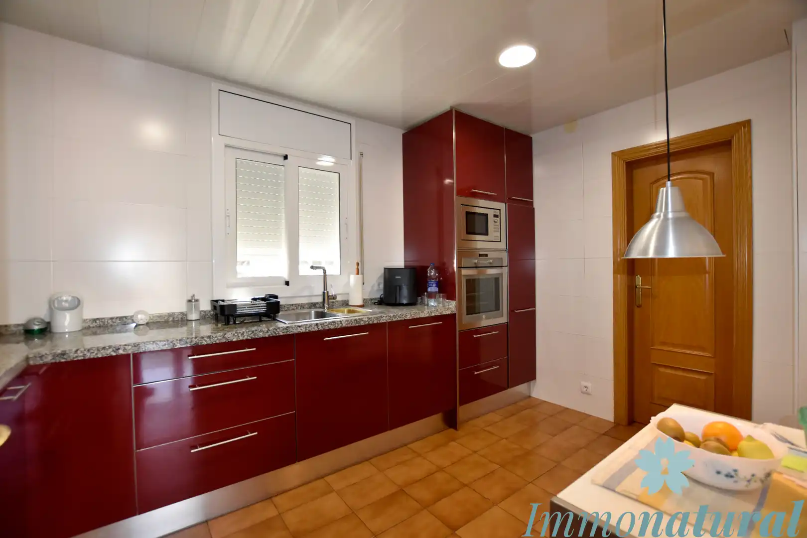 Cocina de Casa o chalet en venta en Torrelles de Llobregat con Aire acondicionado, Calefacción y Jardín privado
