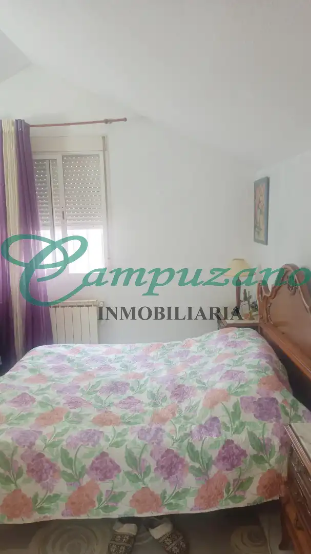 Habitación de Casa o chalet en venta en Pioz con Aire acondicionado, Calefacción y Jardín privado
