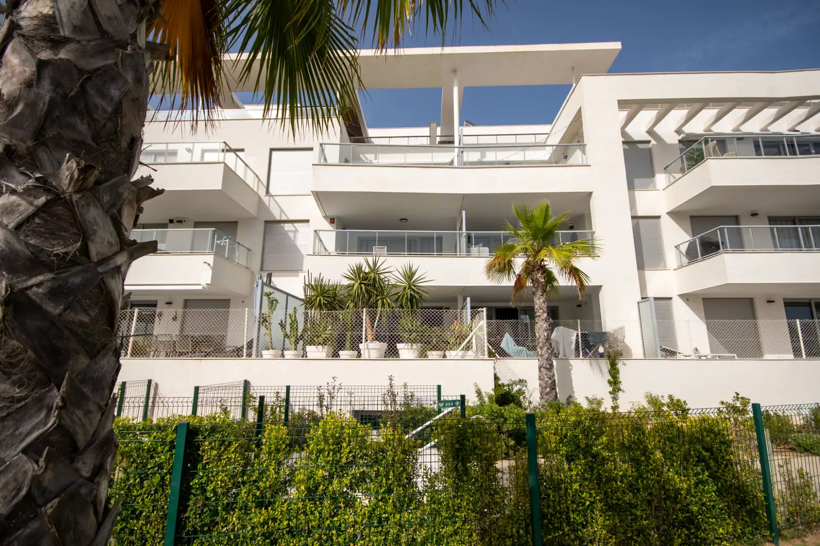 Vista exterior de Piso en venta en Mijas con Aire acondicionado, Jardín privado y Terraza