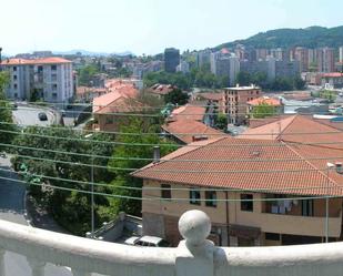 Vista exterior de Pis en venda en Donostia - San Sebastián  amb Calefacció, Parquet i Forn